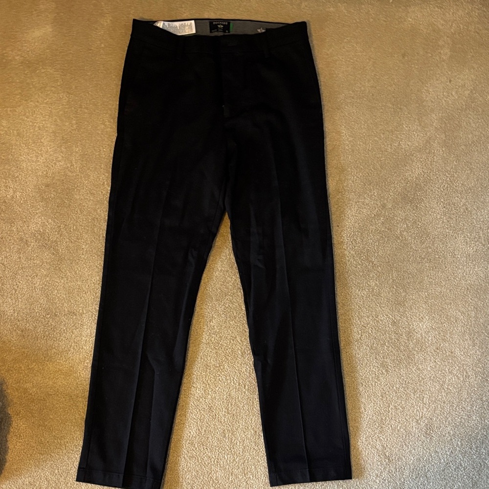 Dockers Men's Elegant Black Dress Pants